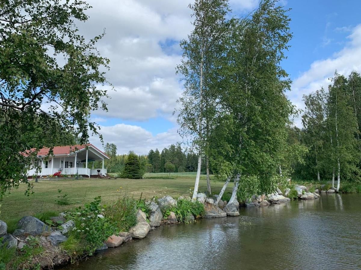 Дома для отпуска Wonderful cottage by the lake Hautjärvi-21